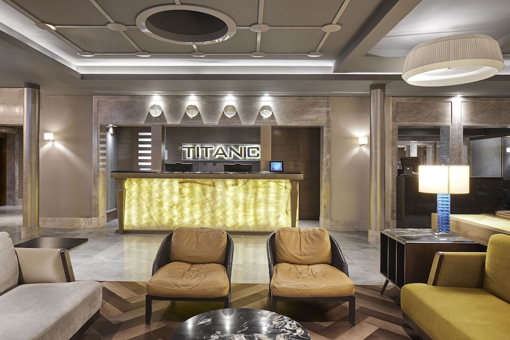 TITANIC Comfort Berlin Mitte — Hotel building in Berlin, Berlin