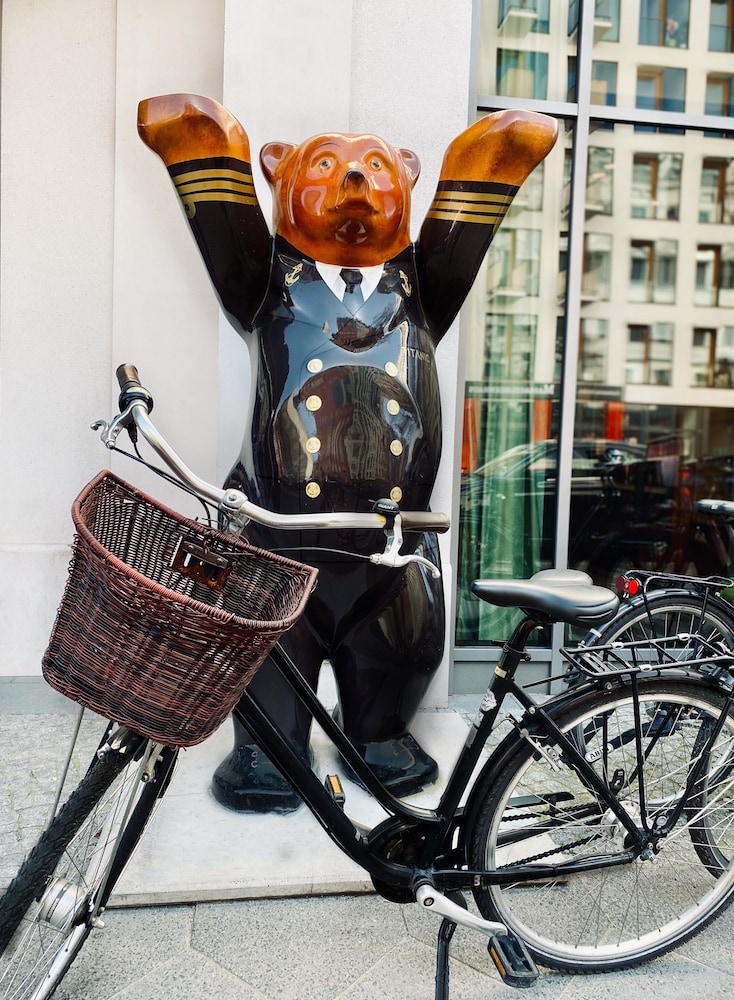 TITANIC Comfort Berlin Mitte — Attractions in the area in Berlin, Berlin