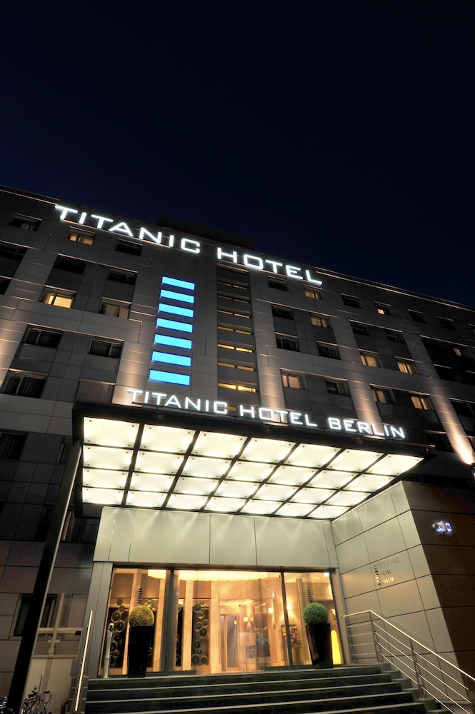 TITANIC Comfort Berlin Mitte — Hotel building in Berlin, Berlin