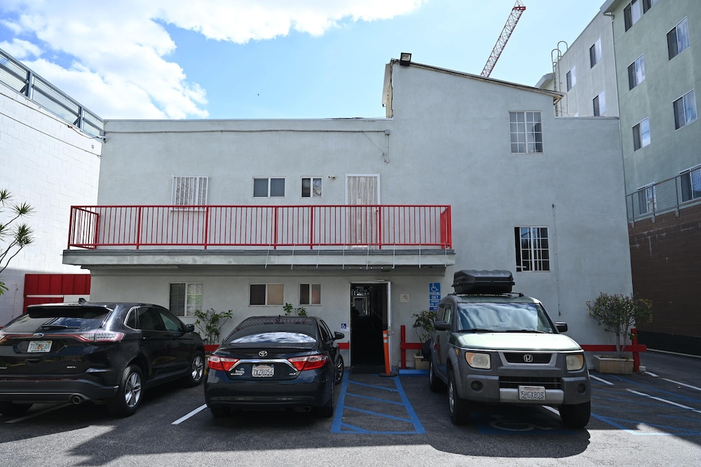 Hollywood Stars Inn - In Los Angeles (Hollywood) — Hotel building in Los Angeles, California