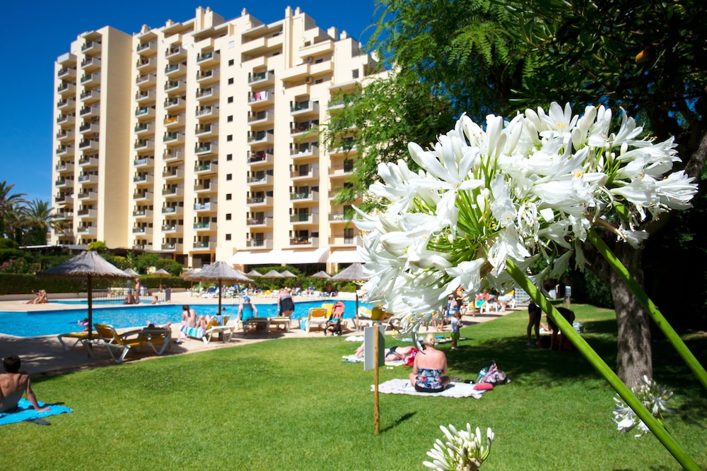 RR Club  Amarilis — Swimming pool in Portimão, Faro