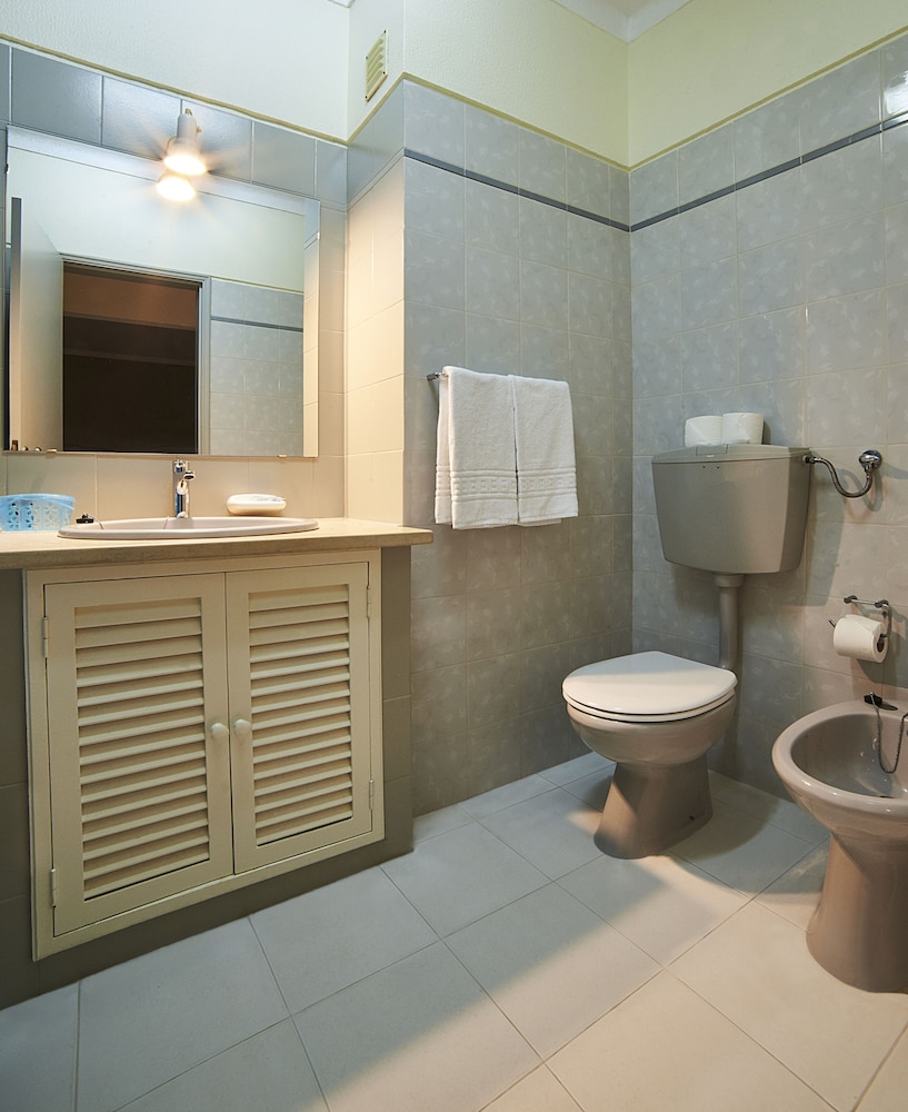 RR Club  Amarilis — Hotel rooms in Portimão, Faro