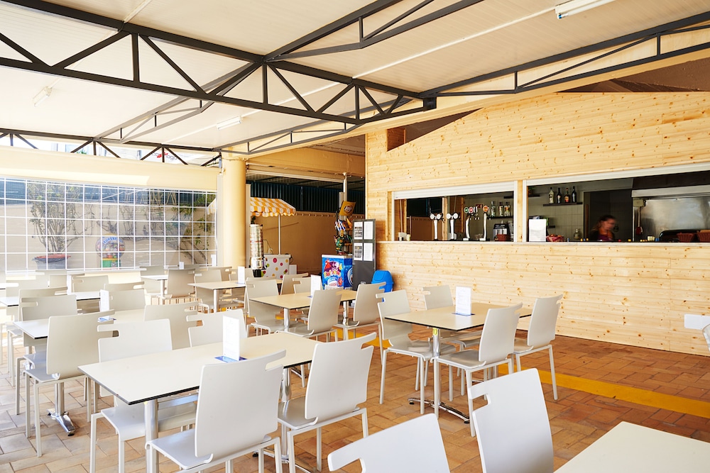 RR Club  Amarilis — Restaurant & bars in Portimão, Faro