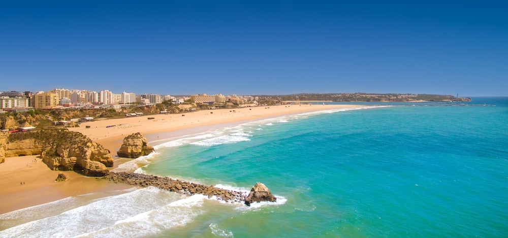 RR Club  Amarilis — Beach in Portimão, Faro