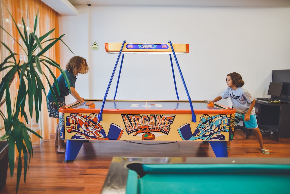 Aquashow Park Hotel — On-site activities in Quarteira, Faro