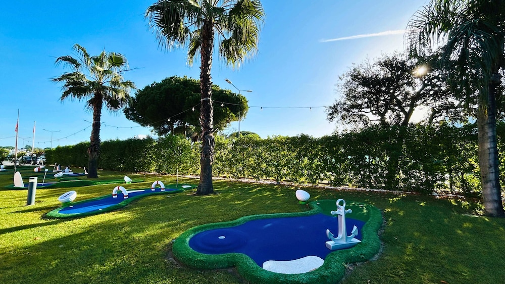 Aquashow Park Hotel — On-site activities in Quarteira, Faro