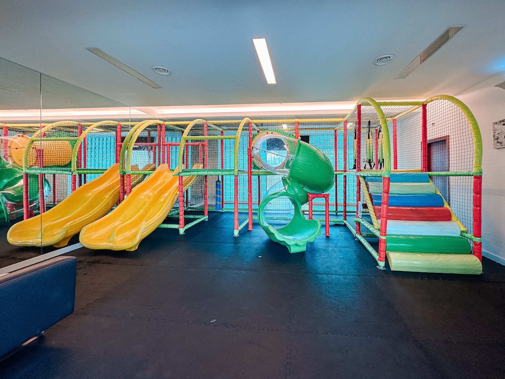 Aquashow Park Hotel — Facilities in Quarteira, Faro