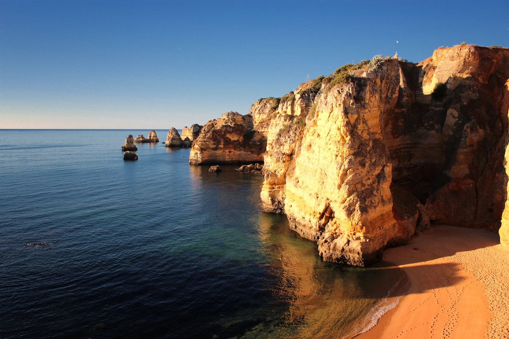 Carvi Beach Hotel — Attractions in the area in Lagos, Faro