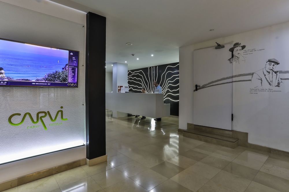 Carvi Beach Hotel — Hotel building in Lagos, Faro