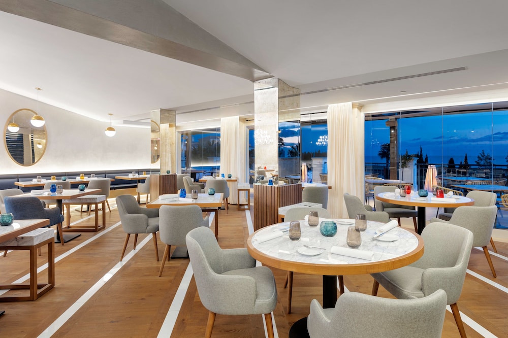 Cascade Wellness Resort Lagos Algarve by Domes — Restaurant & bars in Lagos, Faro