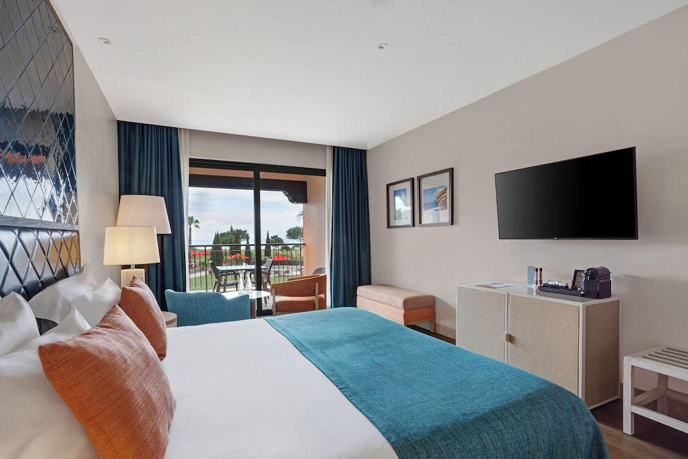 Cascade Wellness Resort Lagos Algarve by Domes — Hotel rooms in Lagos, Faro