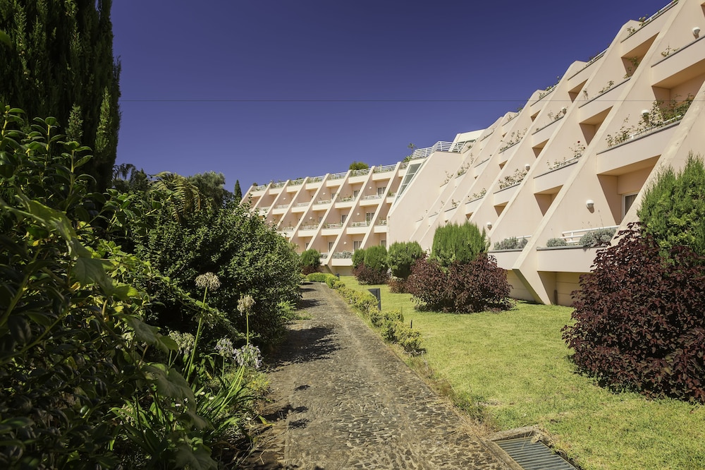 Quinta do Estreito Vintage House — Hotel building in Estreito De Câmara, Madeira
