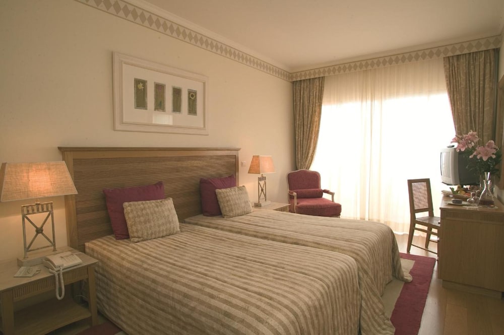 Quinta do Estreito Vintage House — Hotel rooms in Estreito De Câmara, Madeira