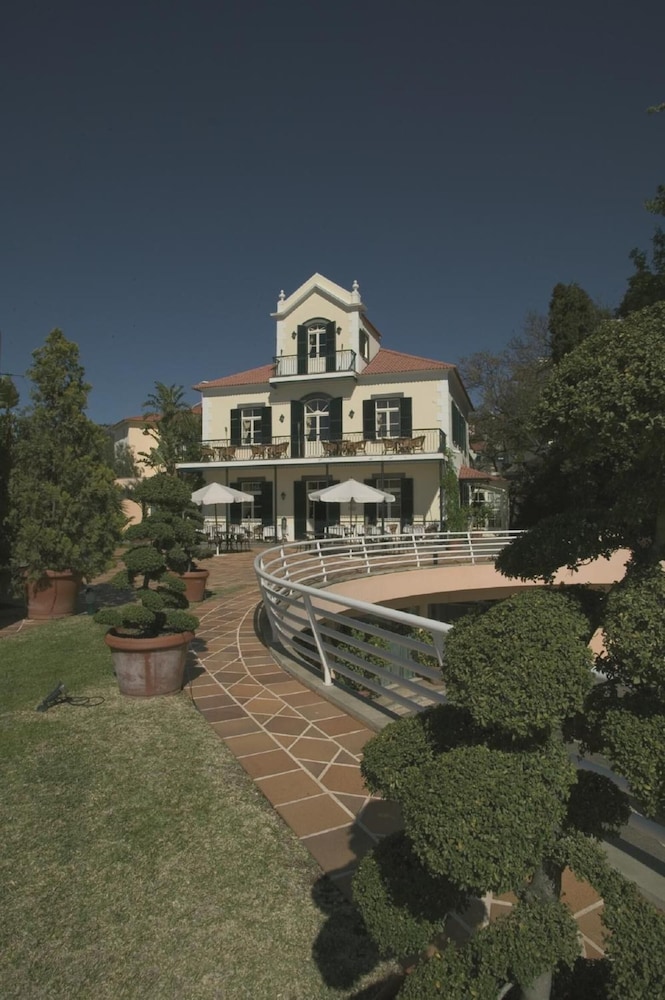 Quinta do Estreito Vintage House — Hotel building in Estreito De Câmara, Madeira