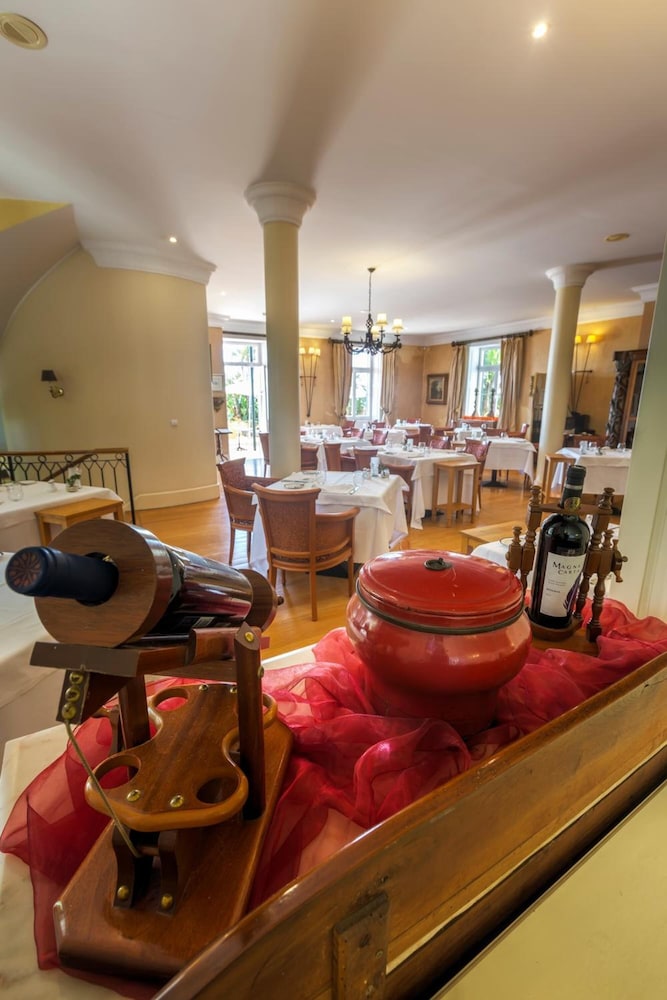 Quinta do Estreito Vintage House — Restaurant & bars in Estreito De Câmara, Madeira