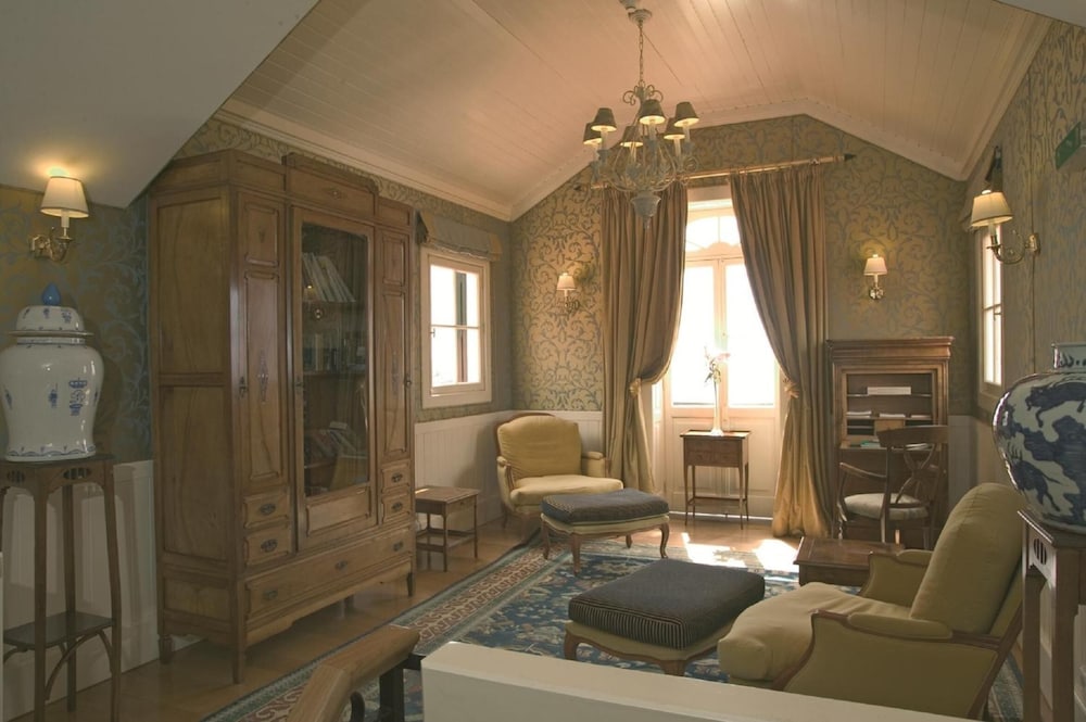 Quinta do Estreito Vintage House — Hotel rooms in Estreito De Câmara, Madeira