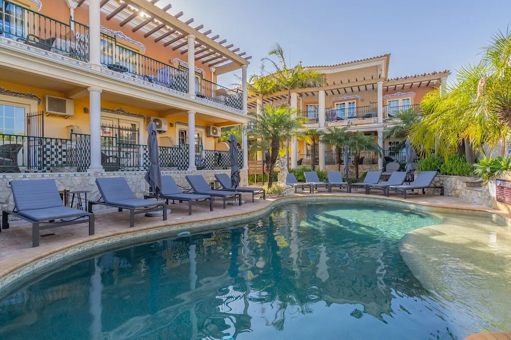 Charming Residence & Guest House Dom Manuel I (Adults only)