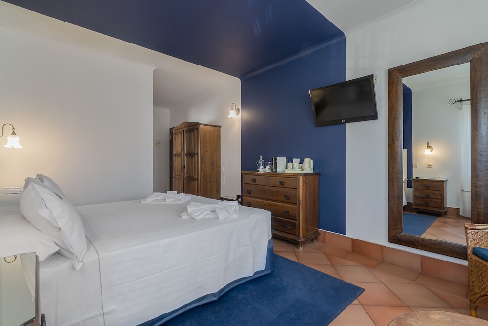Charming Residence & Guest House Dom Manuel I (Adults only) — Hotel rooms in Lagos, Faro