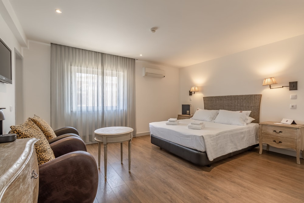 Charming Residence & Guest House Dom Manuel I (Adults only) — Hotel rooms in Lagos, Faro