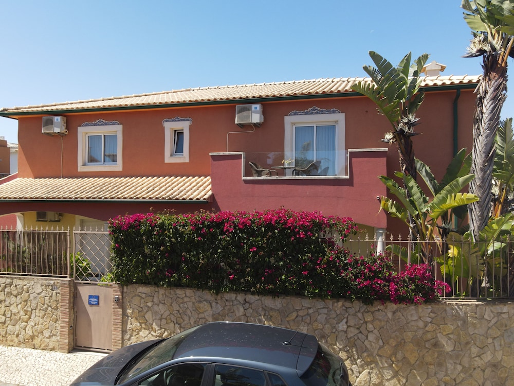 Charming Residence & Guest House Dom Manuel I (Adults only) — Hotel building in Lagos, Faro