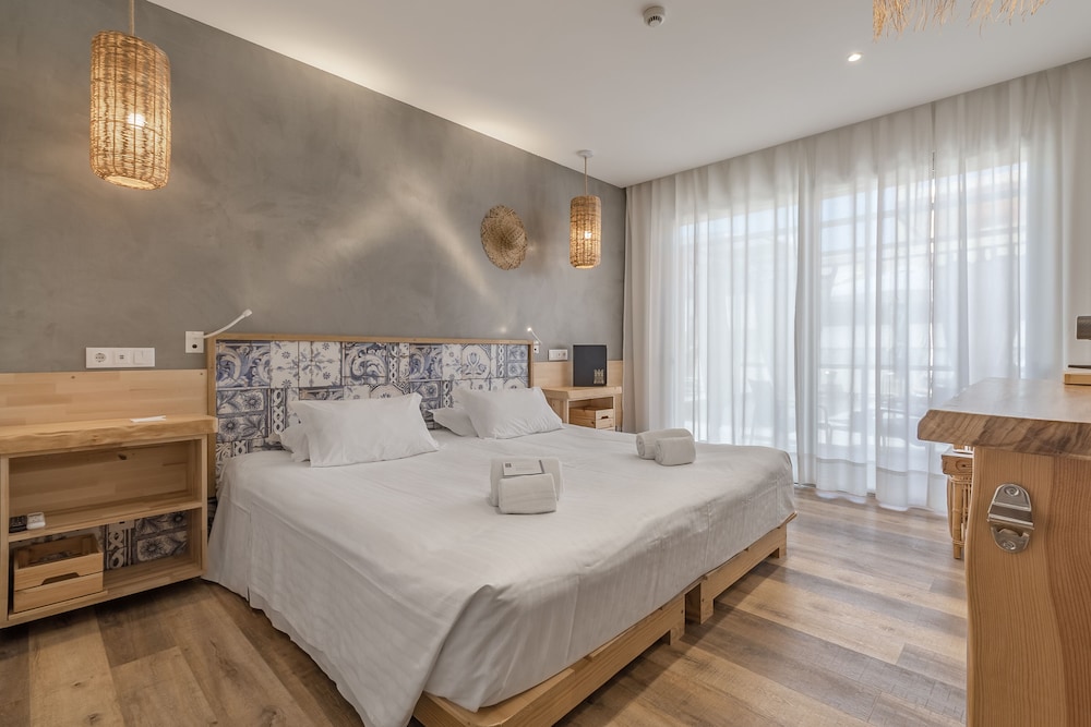 Charming Residence & Guest House Dom Manuel I (Adults only) — Hotel rooms in Lagos, Faro