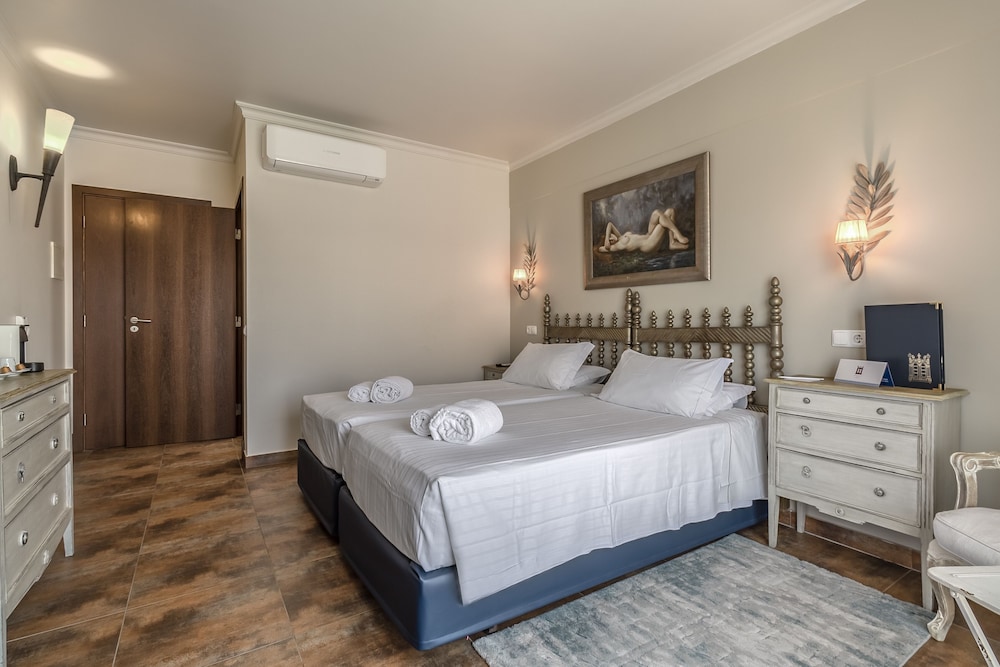 Charming Residence & Guest House Dom Manuel I (Adults only) — Hotel rooms in Lagos, Faro