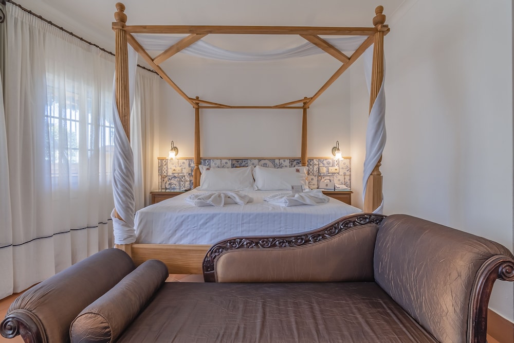 Charming Residence & Guest House Dom Manuel I (Adults only) — Hotel rooms in Lagos, Faro
