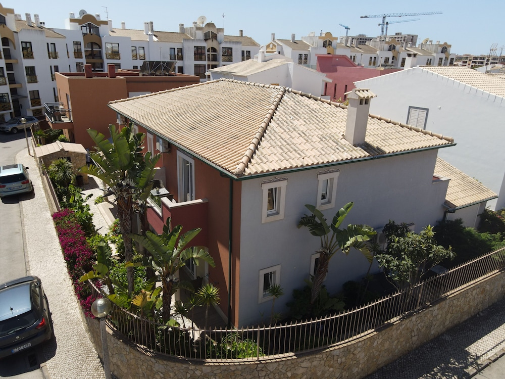 Charming Residence & Guest House Dom Manuel I (Adults only) — Hotel building in Lagos, Faro