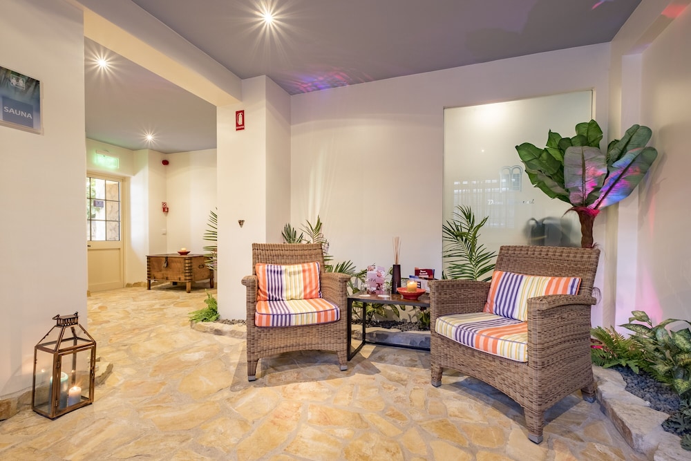 Charming Residence & Guest House Dom Manuel I (Adults only) — Spa in Lagos, Faro