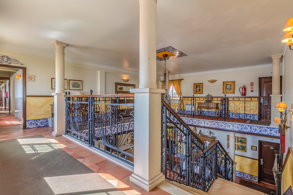 Charming Residence & Guest House Dom Manuel I (Adults only) — Hotel building in Lagos, Faro