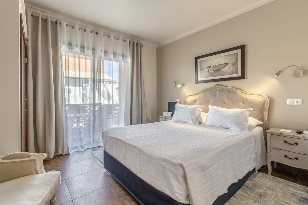 Charming Residence & Guest House Dom Manuel I (Adults only) — Hotel rooms in Lagos, Faro