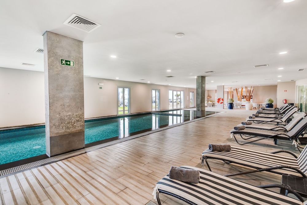Enotel Sunset Bay — Swimming pool in Ponta do Sol, Madeira