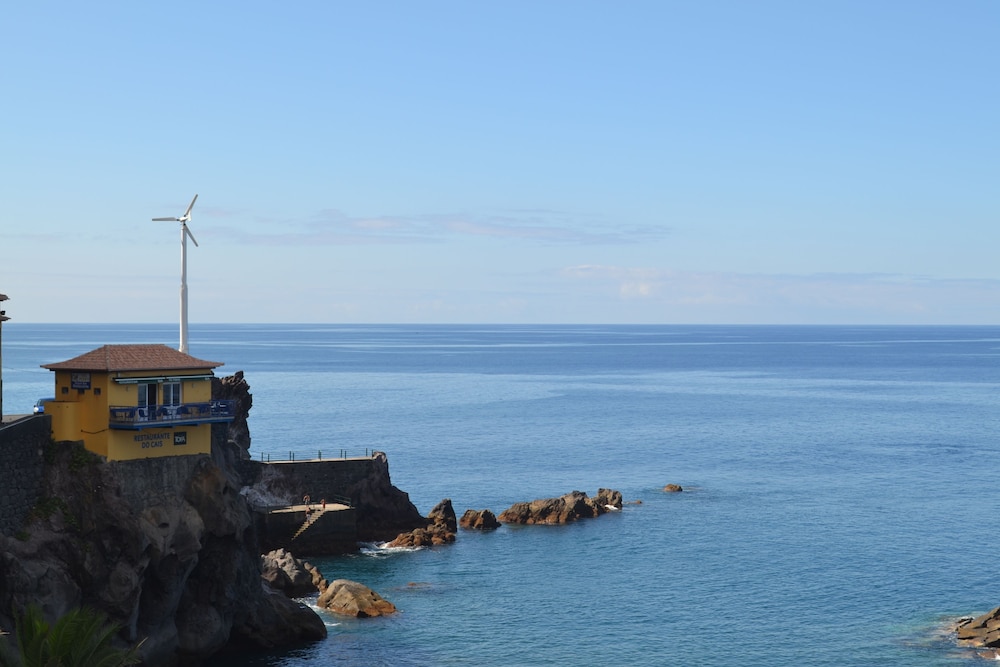 Enotel Sunset Bay — Beach in Ponta do Sol, Madeira
