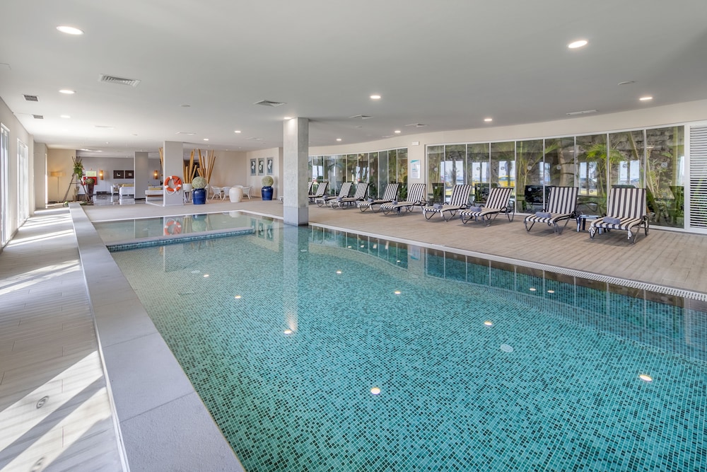 Enotel Sunset Bay — Swimming pool in Ponta do Sol, Madeira