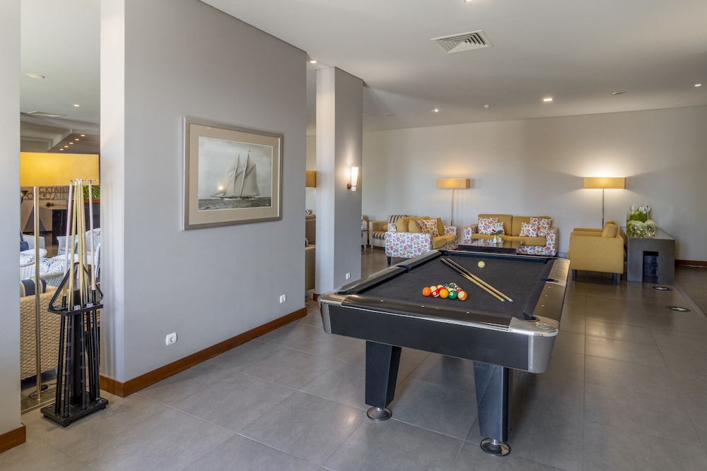 Enotel Sunset Bay — Hotel rooms in Ponta do Sol, Madeira