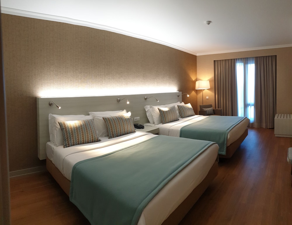 Enotel Lido – All Inclusive — Hotel rooms in Funchal, Madeira