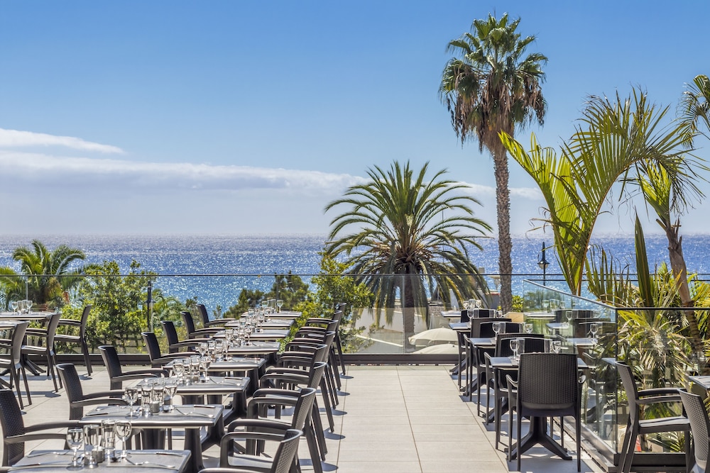 Enotel Lido – All Inclusive — Restaurant & bars in Funchal, Madeira