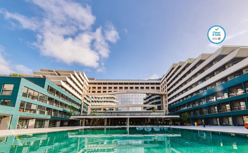 Enotel Lido – All Inclusive — Hotel building in Funchal, Madeira