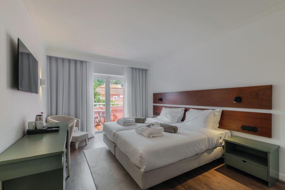 Enotel Santo da Serra — Hotel rooms in Machico, Madeira