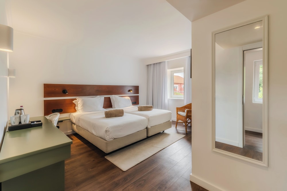 Enotel Santo da Serra — Hotel rooms in Machico, Madeira