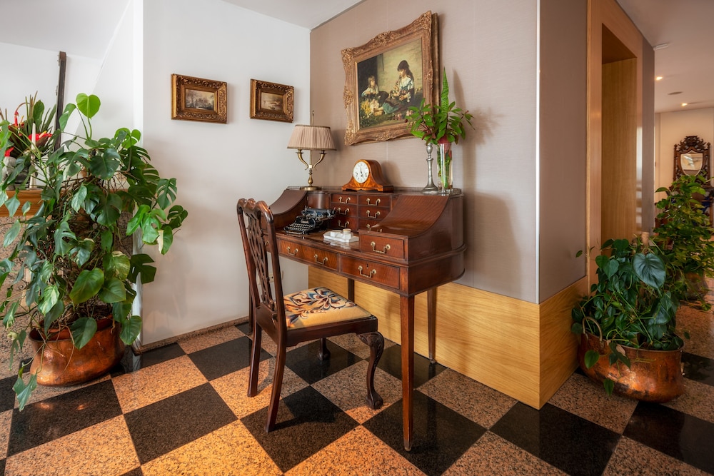 Hotel Quintinha São João & Spa — Hotel rooms in Funchal, Madeira