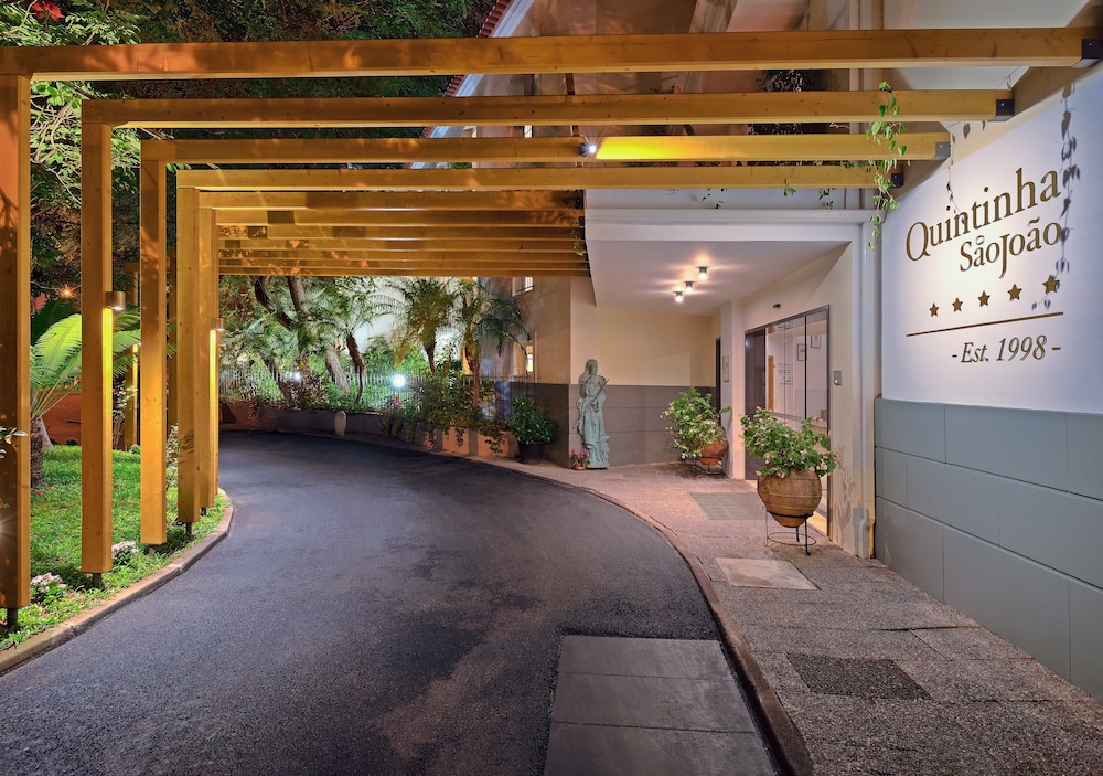 Hotel Quintinha São João & Spa — Hotel building in Funchal, Madeira