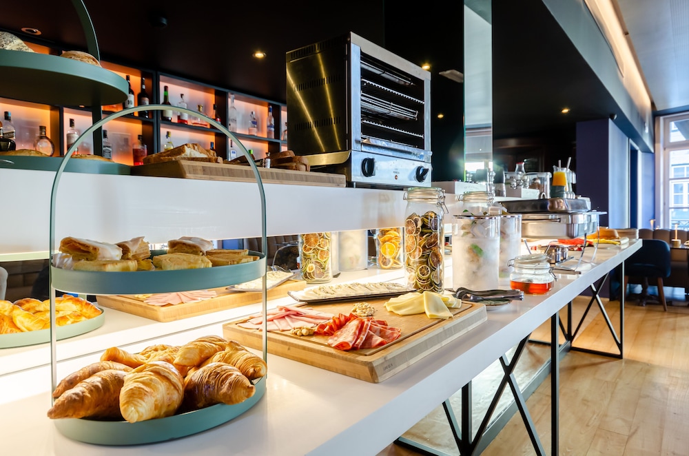 Lx Boutique Hotel — Restaurant & bars in Lisbon, Lisboa