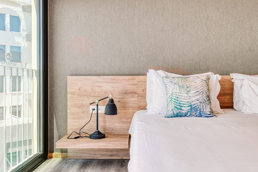Vila Baleira Funchal — Rooms in Funchal, Madeira