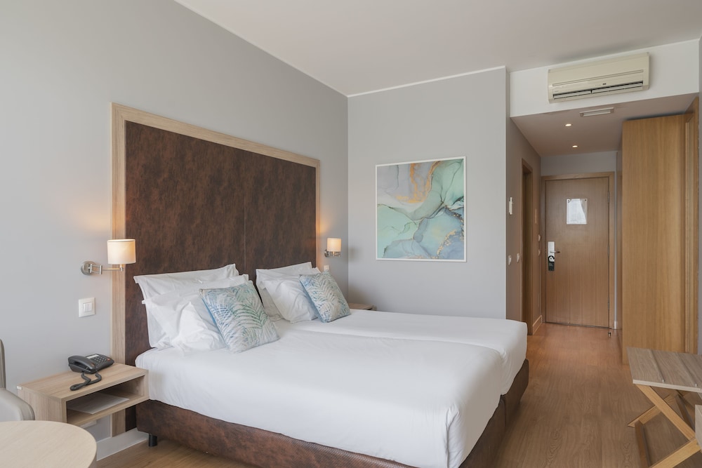 Vila Baleira Funchal — Rooms in Funchal, Madeira