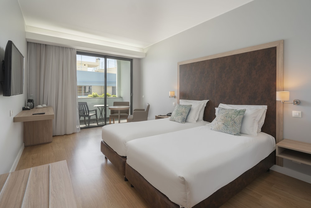 Vila Baleira Funchal — Rooms in Funchal, Madeira