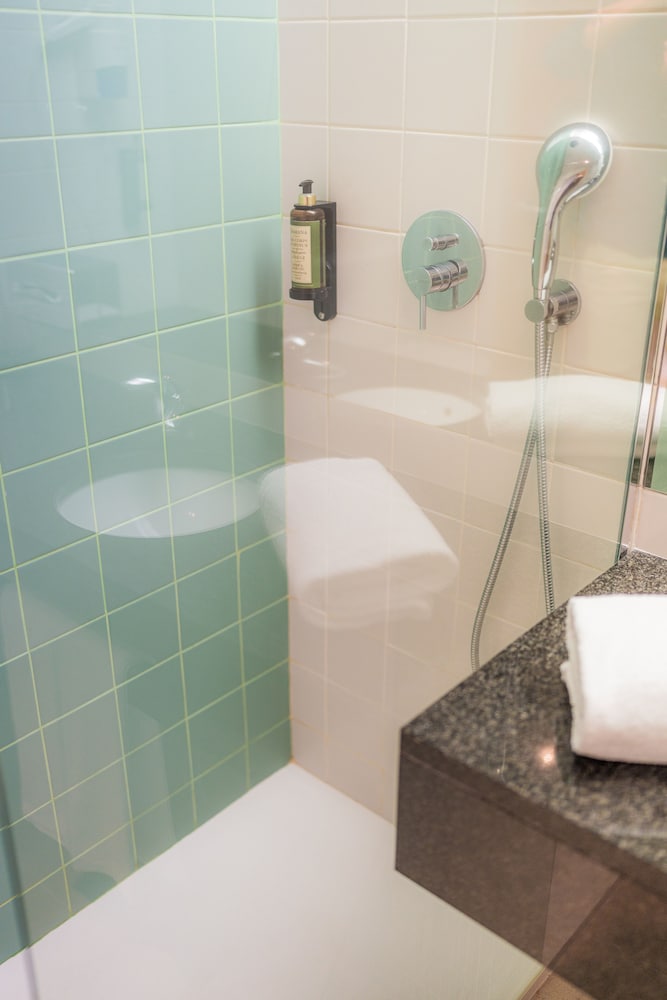 Vila Baleira Funchal — Rooms in Funchal, Madeira