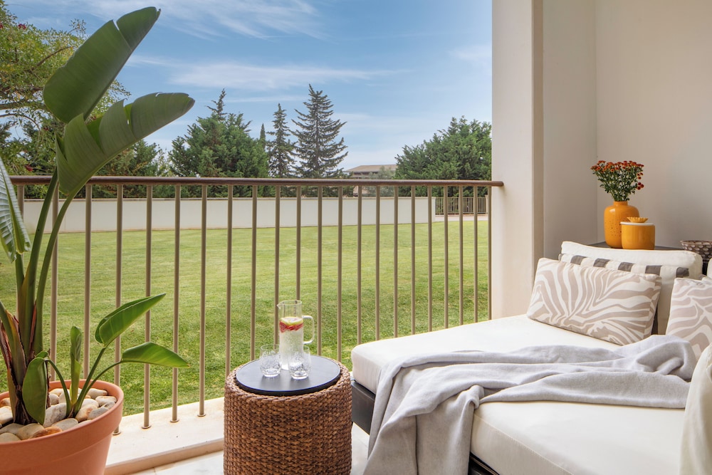 Victoria Golf Resort and Spa Managed by Accor — Hotel rooms in Vilamoura, Faro