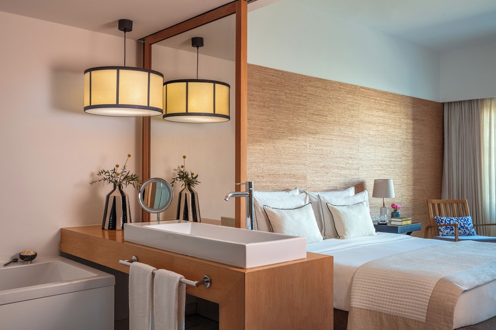 Victoria Golf Resort and Spa Managed by Accor — Hotel rooms in Vilamoura, Faro