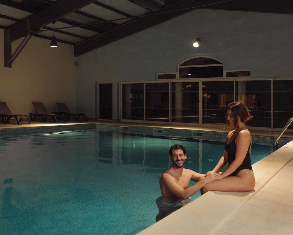 Vale d'Oliveiras Quinta Resort & Spa — Swimming pool in Carvoeiro, Faro